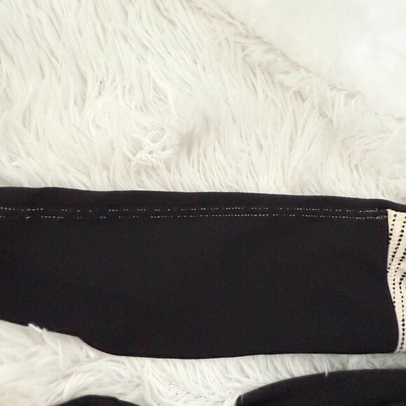 Women The North Face Small White Black Stripes Jacket Size Medium/Large - Picture 6 of 6